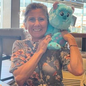 Meet your Posher, Ramona